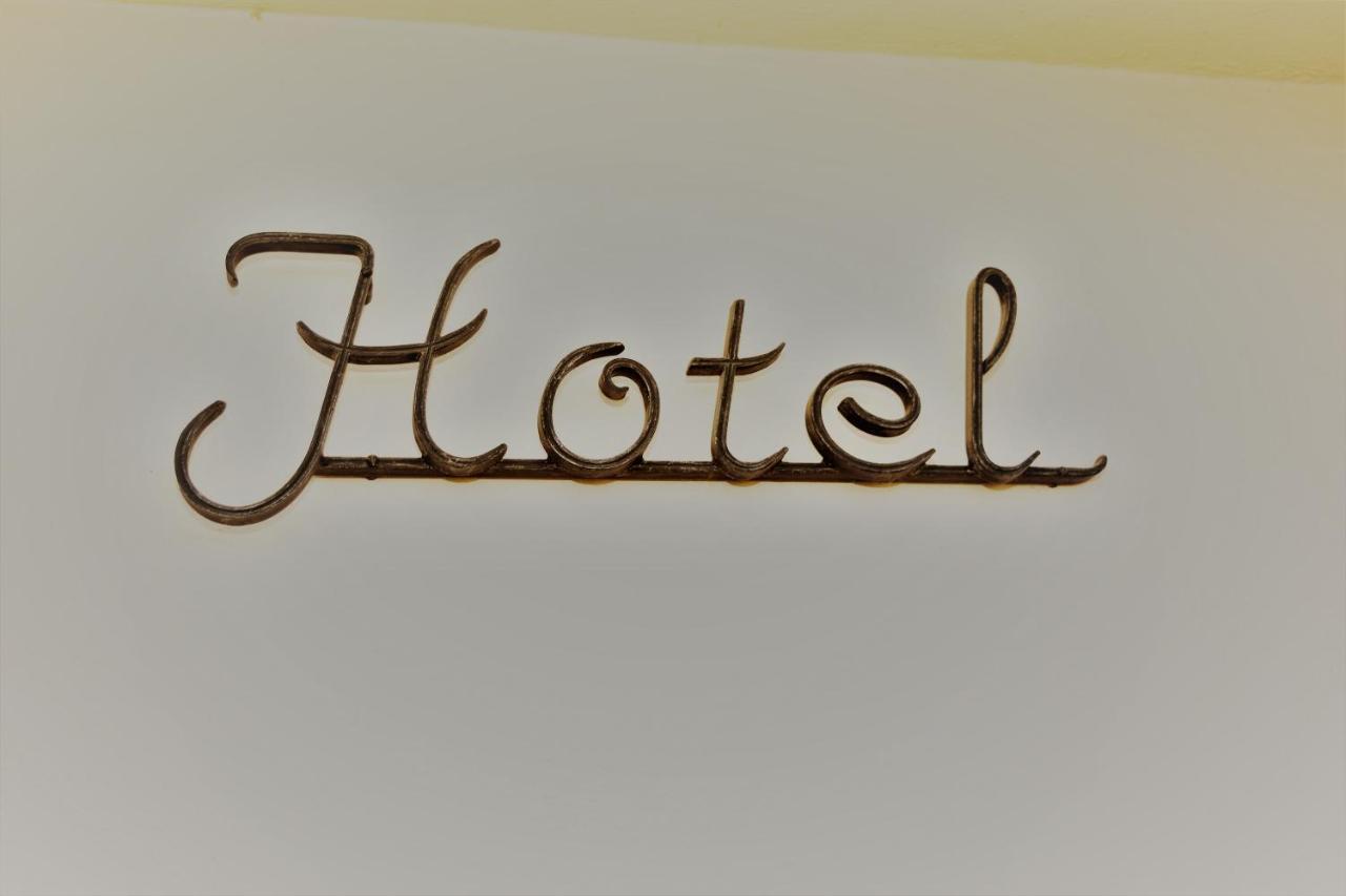 Domizil Hotel Bei Welter Nideggen Kreuzau Buitenkant foto
